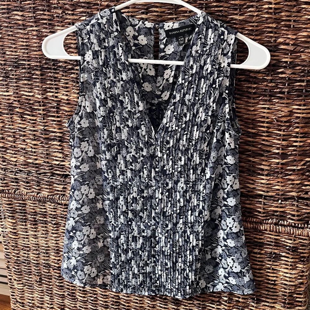 Banana Republic Sheer Blouse XXSP